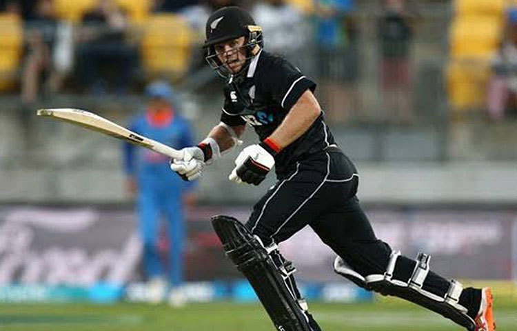 নিউজিল্যান্ডের টম লাথাম এ বছরের বিশ্বকাপে নজর কাড়তে পারেন বলেই মনে করা হচ্ছে। ১৮৯৩ রান, ৮৬-এর চেয়ে বেশি স্ট্রাইক রেট রয়েছে ২৭ বছরের ব্যাটসম্যানের দখলে। স্পিন সামলাতে তিনি বেশ দক্ষ।