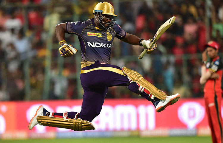 ২০১৫ সালে তিনবার জামাইকার অ্যান্টি ডোপিং কমিশনের তরফে তার বিরুদ্ধে অভিযোগ আনা হয়। একটি প্যানেল তার খেলায় নিষেধাজ্ঞাও জারি করেছিল। নিষেধাজ্ঞা কাটিয়ে এক বছর পর জামাইকার টি-টোয়েন্টি লিগে ফিরে আসেন তিনি।