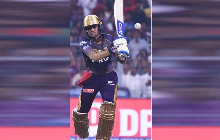 ছয় নম্বরে নামার কথা শুভমন গিলের। আইপিএলে মোটামুটি ভালোই খেলছেন। চাপের মুখে দলকে জেতানোর ক্ষমতাও রাখেন। মিডল অর্ডারের অন্যতম নির্ভরযোগ্য ব্যাটসম্যান হয়ে ওঠার মশলাও রয়েছে এই তরুণের মধ্যে।