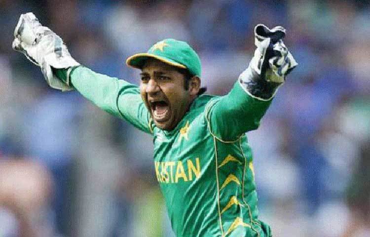 পাকিস্তান: সরফরাজ আহমেদ।