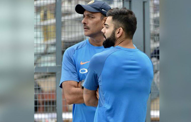 ইংল্যান্ডে টেস্ট সিরিজ হারের (১-৪) শোক ভুলিয়ে দেয় অস্ট্রেলিয়ায় সিরিজ জয়। কোহলি সেই ইংল্যান্ড সফরে পাঁচ ম্যাচে ৫৯৩ রান করেন, গড় ৫৯.৩০। সেই টিমকেও রবি ১৫-২০ বছরের মধ্যে সেরা টিম বলে দাবি করেন।