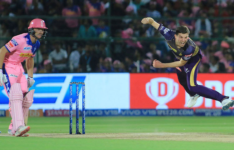 কেকেআরের পেস বোলিং শক্তির অবস্থা বেশ করুণ। লকি ফার্গুসনের বদলে অবশ্যই গার্নিকে ফিরিয়ে আনতে হবে চেন্নাইয়ের বিরুদ্ধে।