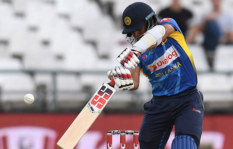 কুশল মেন্ডিস, উইকেটকিপার ব্যাটসম্যান: ৮৮টি ম্যাচে ২২৮৩ রান করেছেন তিনি। নিয়েছেন ৩০টি ক্যাচও। শুধুমাত্র ব্যাটসম্যান হিসাবেই দলে থাকতে পারেন কুশল।