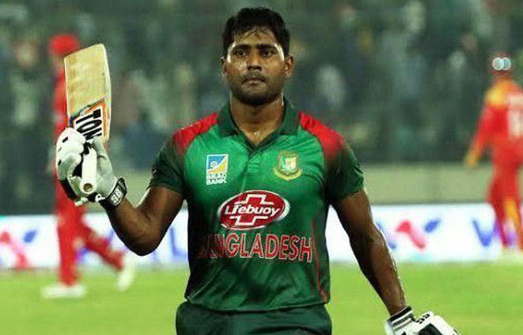 ইমরুল কায়েস: বাংলাদেশের হয় ৭৮টি একদিনের ম্যাচ খেলা ব্যাটসম্যানটির গড় তিরিশের বেশি। প্রয়োজনে উইকেটরক্ষকের ভূমিকাও পালন করতে পারেন।