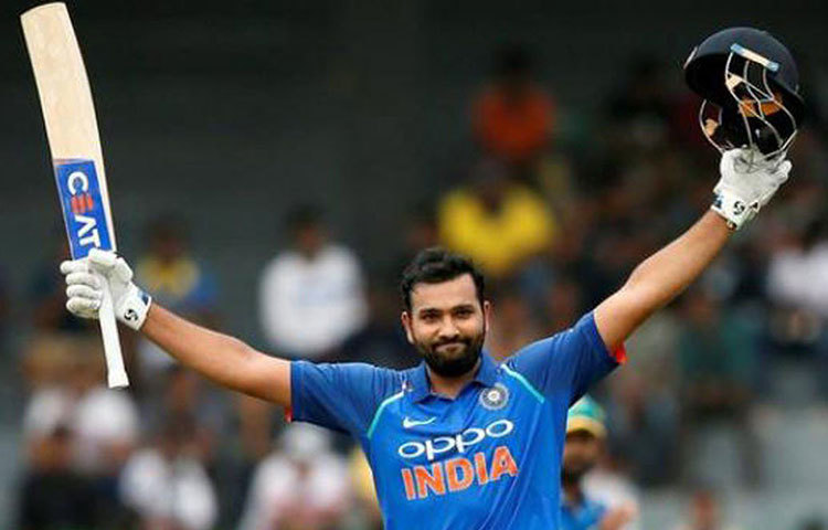 মাইকেল ভনের সেরা একাদশে কারা ওপেনার জানেন? এই জুটি বাছতে ভন চোখ রেখেছেন ইংল্যান্ড ছাড়িয়ে চোখ রেখেছেন একটু অন্য দলগুলোর শিবিরে। অস্ট্রেলিয়ার বাঁ-হাতি ব্যাটসম্যান ডেভিড ওয়ার্নারের সঙ্গে ভারতের ডান হাতি রোহিত শর্মাকে ওপেনার হিসেবে বেছে নিয়েছেন তিনি।