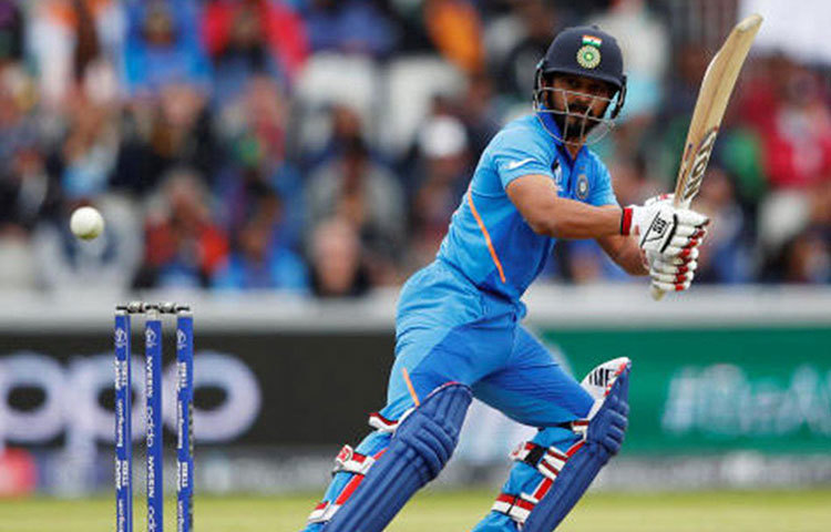 যাদব: বিশ্বকাপে এখনও তেমন ভাবে কিছু করে দেখানোর সুযোগ না পেলেও বল বা ব্যাট- যে কোনো দিক থেকেই চমকে দিতে পারেন এই স্পিনার অলরাউন্ডার।