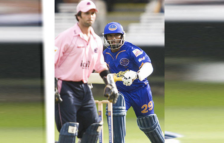 এই গোয়ানিজ ক্রিকেটার আইপিএলে তার শেষ ম্যাচ খেলেন ২০১১ সালে কিংস ইলেভেন পাঞ্জাবের বিরুদ্ধে। পরবর্তীকালে ধারাবাহিক খারাপ ফর্মের কারণে এই সম্ভাবনাময় ব্যাটসম্যান জাতীয় দলেও জায়গা পেতে ব্যর্থ হন।