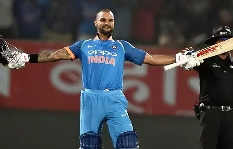 ভারতের মিডল অর্ডার ব্যাটসম্যান পুরোদস্তুর ফিট, জানিয়ে দিয়েছেন টিম ইন্ডিয়ার ফিজিও প্যাট্রিক ফারহার্ট। ফলে ২২ মে সতীর্থদের সঙ্গেই ইংল্যান্ড যাওয়ার বিমানে উঠছেন এই স্পিনার অলরাউন্ডার।