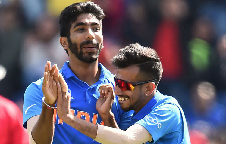 বলের গতি ও ডেথ ওভারে ইয়র্কারের জন্য যশপ্রীত বুমরা লক্ষ্মণের দলে প্রথম পছন্দ। সময়ের সঙ্গে সঙ্গে বোলিংয়ে দারুণ উন্নতি করেছেন বুমরা।