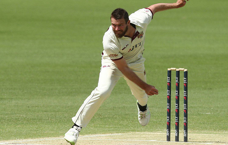 অস্ট্রেলিয়ার পেসার মাইকেল নেসের। ২০১৩ সালে কিংস ইলেভেন পাঞ্জাবের হয়ে খেলেন তিনি। ৪ ওভারে ৬২ রান দেন । ডেথ ওভারে খুব খারাপ পারফর্ম্যান্স ছিল তার। ২ ওভারে ৩৩ রান দেন। ডেভিড মিলারের অবিশ্বাস্য শতকের জেরে পাঞ্জাব জিতলেও নেসের সুযোগ পাননি।