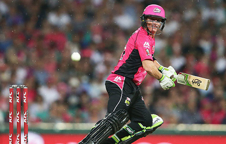 ব্র্যাড হাডিন, অস্ট্রেলিয়ার এই উইকেটকিপার-ব্যাটসম্যান ২০১১ সালে ইডেন গার্ডেন্সে কলকাতার হয়ে একটি মাত্র ম্যাচ খেলেছিলেন। দুটি চার, একটি ছয়ের সাহায্যে ১৮ রান করেন তিনি। কিন্তু ৯ উইকেটে ম্যাচ হারে কেকেআর। আর কোনো দিনই এই অজিকে দেখা যায়নি আইপিএলে।