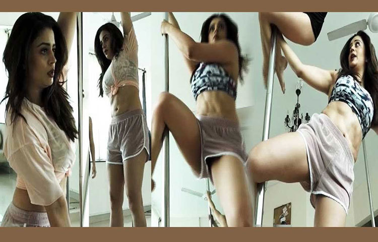 অভিনেত্রী নেহা একজন প্রফেশনাল পোল ডান্সার। সোশ্যাল মিডিয়ার প্রোফাইলে নিয়মিত পোস্ট করেন নাচের ছবি ও ভিডিও। অনুরাগীদের মধ্যে খুবই জনপ্রিয় তার পোল ডান্সের ছবি।