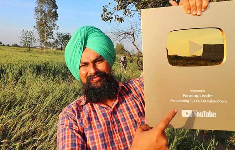 ২০১৭ সালের সেপ্টেম্বরে নিজের ইউটিউব চ্যানেল ‘ফার্মিং লিডার’ চালু করেন দর্শন। মাত্র ৬ মাসের মধ্যেই লাখের গণ্ডি ছুঁয়ে ফেলে তার চ্যানেলের ভিউ। প্রথম দিকে শুধুমাত্র কৃষকদের সাহায্যের জন্যই ভিডিও আপলোড করতেন তিনি।