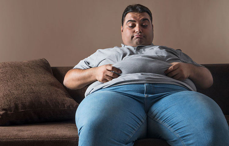 পেটসহ শরীরের নানা জায়গায় মেদ জমে গেলে দেখতে অনেক বয়স্ক লাগে। তাছাড়া শরীরে ডেকে আনে নানা অসুখ।