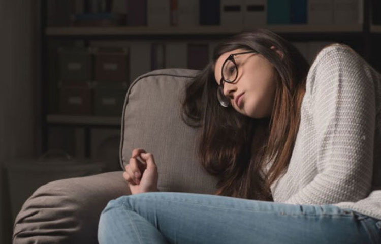 বয়ঃসন্ধিকালে এবং অন্তঃসত্ত্বা অবস্থায় মেয়েদের মস্তিষ্কে বড়সড় পরিবর্তন ঘটে। এ সময়ে কোনো রকম মানসিক চাপে বা সমস্যায় দীর্ঘস্থায়ী ক্ষতির আশঙ্কা তৈরি হয়।