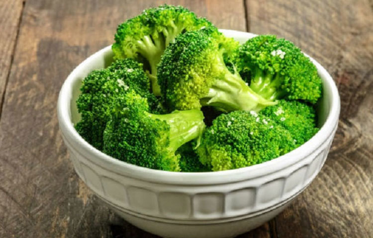 প্রতিদিন পাতে রাখুন ব্রকোলি। আমাদের শরীরকে ডিটক্স করতে ব্রকোলি অত্যন্ত কার্যকরী।