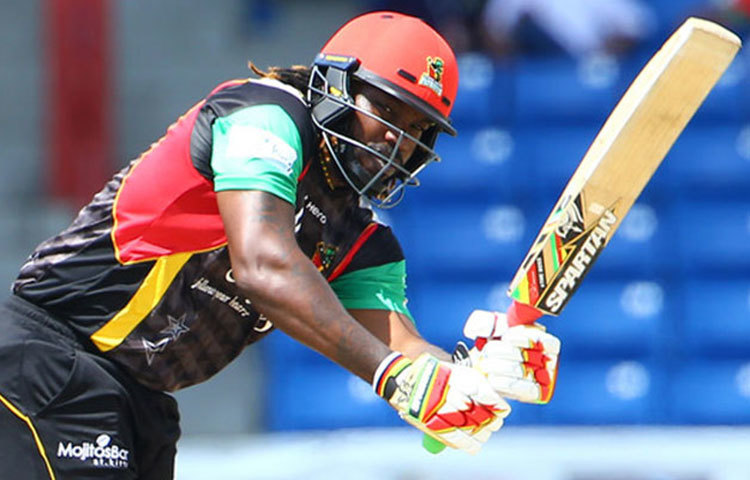 ক্যারিবিয়ান প্রিমিয়ার লিগে সর্বোচ্চ রান সংগ্রহকারী গেইল। তিনটি সেঞ্চুরি রয়েছে তার।