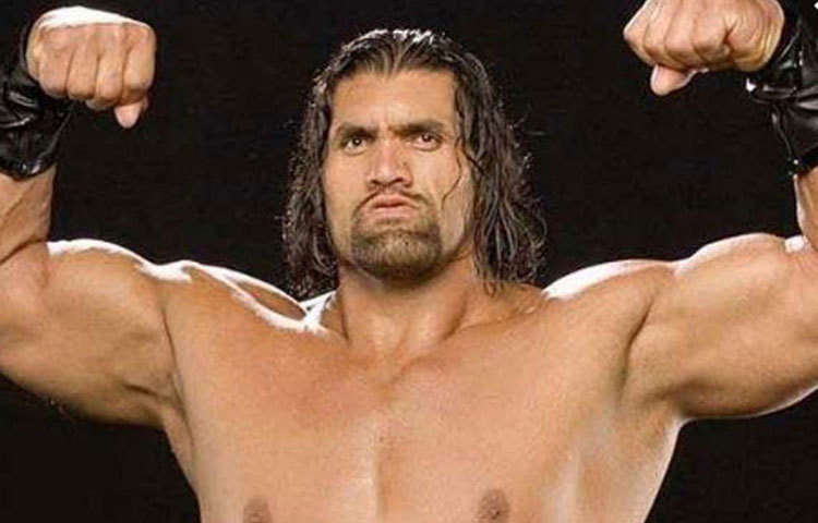 আজ গোটা দুনিয়া তাকে দ্য গ্রেট খালি হিসেবেই চেনে। খালির এই গ্রেট হওয়ার পিছনে যে কাহিনি রয়েছে তা শুনলে অবাক হতে হয়। ‘দ্য ম্যান হু বিকেম খালি’ এই বইটিতেই রয়েছে তার সাফল্যের কাহিনি।