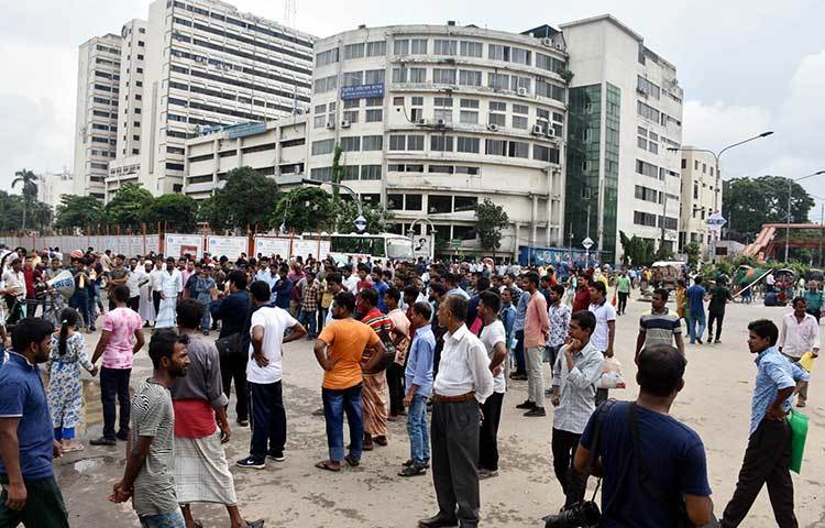 বাম গণতান্ত্রিক জোটের এই হরতাল আজ রোববার সকাল ৬টা থেকে শুরু হয়। চলবে বেলা ২টা পর্যন্ত। ছবি: বিপ্লব দিক্ষিৎ