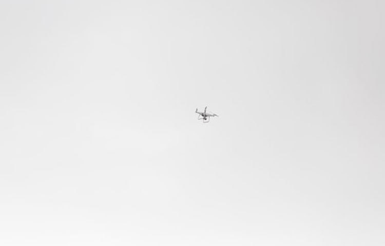 জঙ্গি অভিযানে ব্যবহৃত ড্রোন। ছবি: মাহবুব আলম