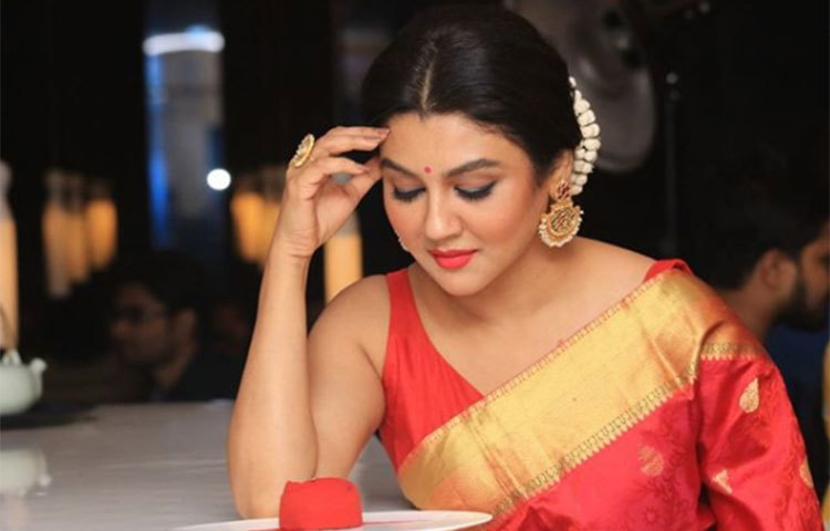 সুস্বাস্থ্যের জন্য পরিমিত খাবার গ্রহণ করেন জয়া। ছবি: ইনস্টাগ্রাম