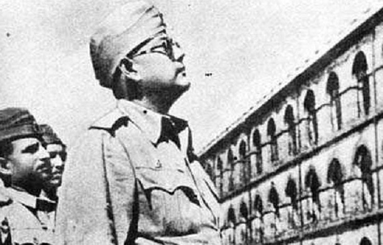 দ্বিতীয় বিশ্বযুদ্ধের সময়ে ১৯৪১ সালে ব্রিটিশদের হাত থেকে আন্দামান ও নিকোবর দ্বীপপুঞ্জ অধিকার করে জাপানি শক্তি। পোর্ট ব্লেয়ারে পতাকা উত্তোলনের পাশাপাশি আন্দামান ও নিকোবর দ্বীপের নতুন নামকরণ করেন নেতাজি সুভাষচন্দ্র বসু। ‘শহিদ’ ও ‘স্বরাজ’ দ্বীপ। তবে অবস্থা পরিবর্তিত হয়ে যায় দ্বিতীয় বিশ্বযুদ্ধে জাপানের পতনের সঙ্গে। আন্দামান ও নিকোবর দ্বীপের কর্তৃত্ব আবার চলে যায় ব্রিটিশদের হাতে।