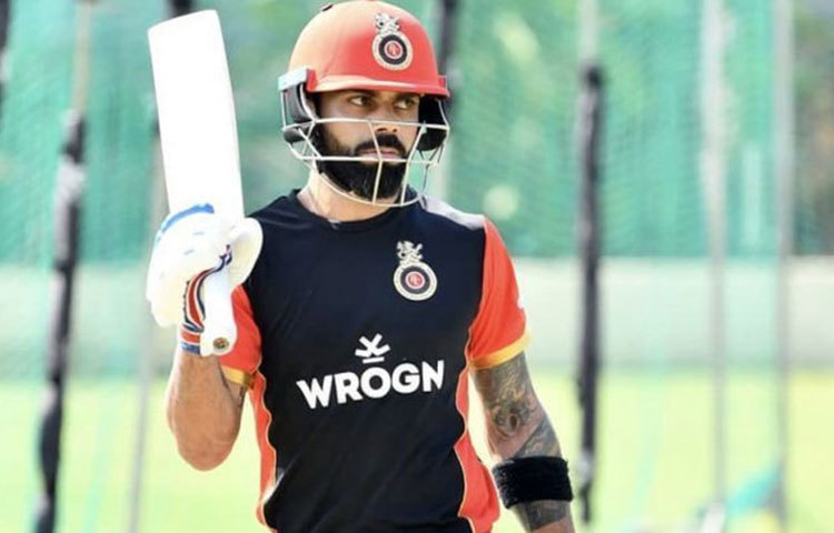 চলতি আইপিএলে রোহিত শর্মা ও অজিঙ্ক রাহানেকেও স্লো ওভার-রেট এর জন্য জরিমানা করা হয়েছিল।