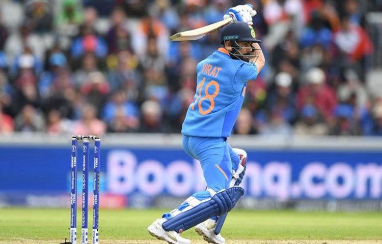 ওল্ড ট্র্যাফোর্ডে পাকিস্তানের হাসানকে চার মেরে ৬০ রান করতেই একদিনের ক্রিকেটে এগারো হাজার রান পূর্ণ করে ফেললেন বিরাট কোহলি। একদিনের ক্রিকেটে দ্রুততম এগারো হাজার রানের মালিক এখন কিং কোহলি।