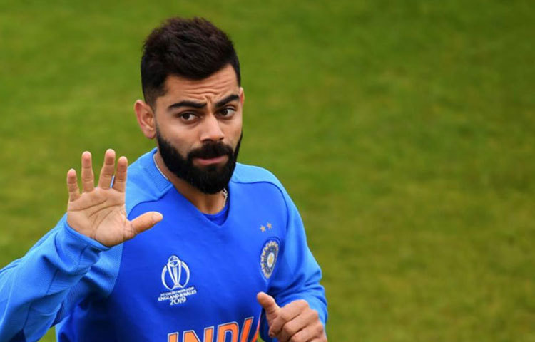 পাকিস্তানের বিরুদ্ধে ৫৭ রান করতে পারলেই একদিনের ক্রিকেটে দ্রুততম দশ হাজার রানের মালিক বিরাট কোহলির সামনে ছিল ওডিআই ক্রিকেটে দ্রুততম এগারো হাজার রানের মালিক হবার হাতছানি।