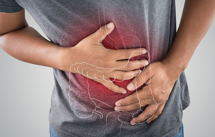 অতিরিক্ত আম খেলে আরও যে বড় সমস্যা হয় সেটি হল হজমের সমস্যা। রোজ বেশি পরিমাণে আম খেলে হজমশক্তির উপর তার প্রভাব পড়ে। শুধু তা-ই নয়, দিনের পর দিন অতিরিক্ত আম গ্যাসটাইট্রিসের সমস্যাকেও উস্কে দেয় অনেকটা। তাই হজম ক্ষমতাকে ঠিক রাখতে চাইলে ঘন ঘন আম খাওয়া বুদ্ধিমানের কাজ নয়।