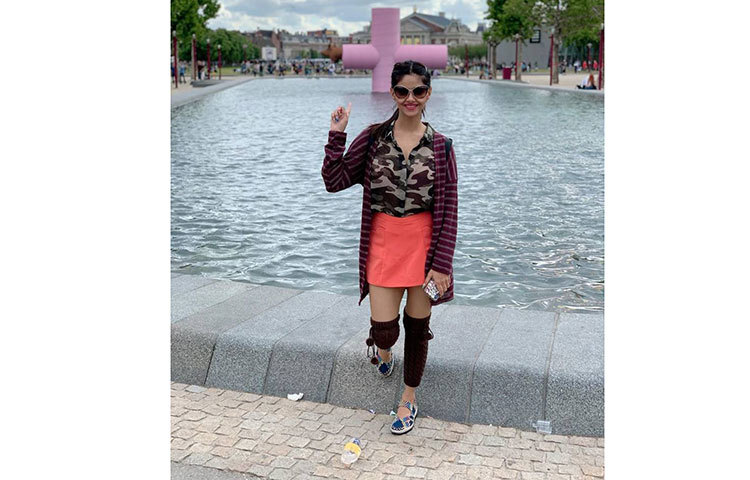 এই সুন্দরীর বয়স এখন ৩৬।