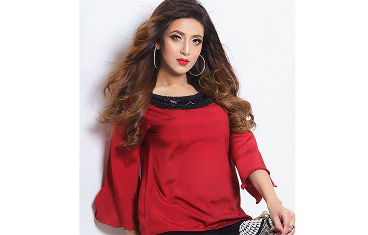 লাল পরি মিম।