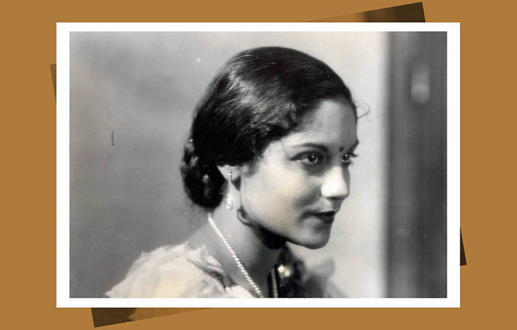 পাড়ি দেন মুম্বাই। সেখানে পারস্যের একটি ভ্রাম্যমাণ থিয়েটার দলের সঙ্গে যুক্ত হন। তার কাজ ছিল প্রোজেক্টর পরিবর্তনের মাঝে ১৫ মিনিটের নাচের অনুষ্ঠানের মধ্য দিয়ে দর্শকের মনোরঞ্জন করা।