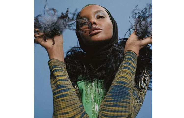 কেনিয়ার একটি শরণার্থী শিবিরে ১৯৯৭ সালের ১৯ সেপ্টেম্বর জন্মগ্রহণ করেন তিনি।