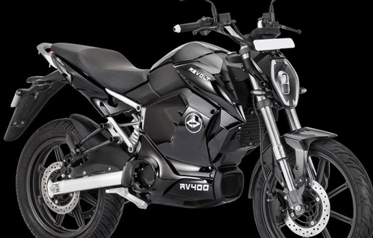 বাইকটিতে হরেক পরিবর্তন করা সম্ভব, এবং তা সম্ভব হবে আপনার স্মার্টফোনের মাধ্যমেই। সংস্থার দাবি, বাইকটিতে থাকা আর্টিফিশিয়াল ইন্টেলিজেন্সের মাধ্যমে আপনি তা নিয়ন্ত্রণ করতে পারবেন আপনার ফোনের মাধ্যমেই।