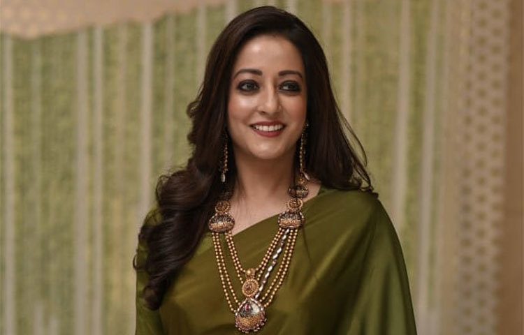 নুসরাতের রিসিপশনে রাইমা সেন।