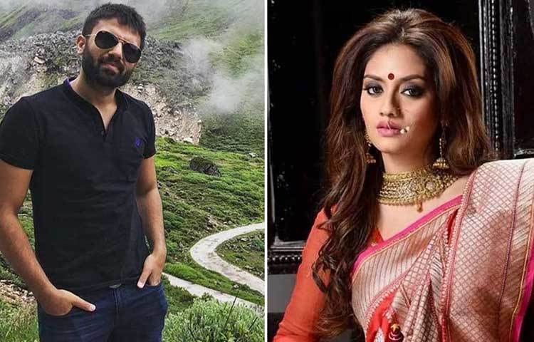 ফুল দিয়ে তৈরি ‘এনজে’ লোগো আপ্যায়নের জন্য থাকবে অতিথিদের ঘরগুলোতে।