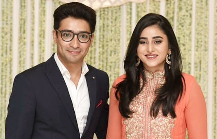 নুসরাত-নিখিলের রিসিপশনে গৌরব-ঋদ্ধিমা।