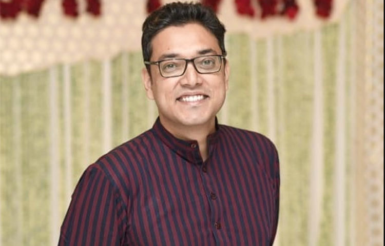 নুসরাতের রিসিপশনে অনুপম রায়।