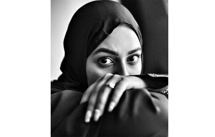 নুসরাত ফারিয়া বিভিন্ন ধরনের ছবি পোস্ট করে আলোচনায় থাকতে চান।