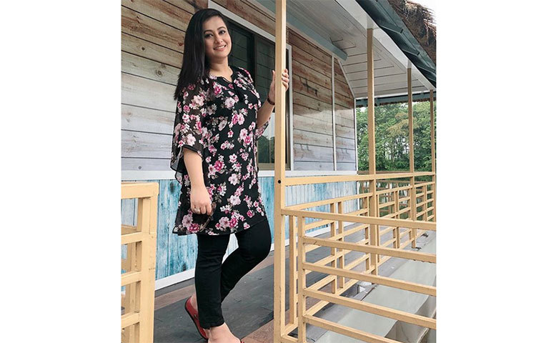 দিনে দিনে নিজেকে পূর্ণিমা প্রতিষ্ঠিত করেছেন ঢাকাই ছবির অন্যতম একজন অভিনেত্রী হিসেবে।