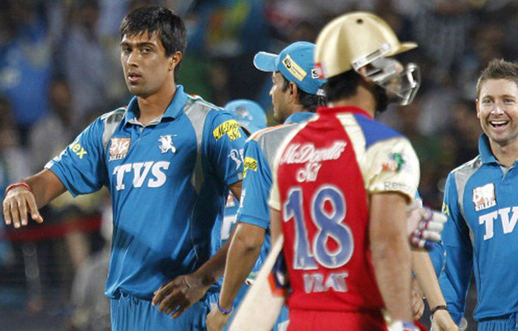 ভারতের হয়ে চারটি ওয়ানডে আর দুইটি টি-টোয়েন্টি খেলেছিলেন তিনি।