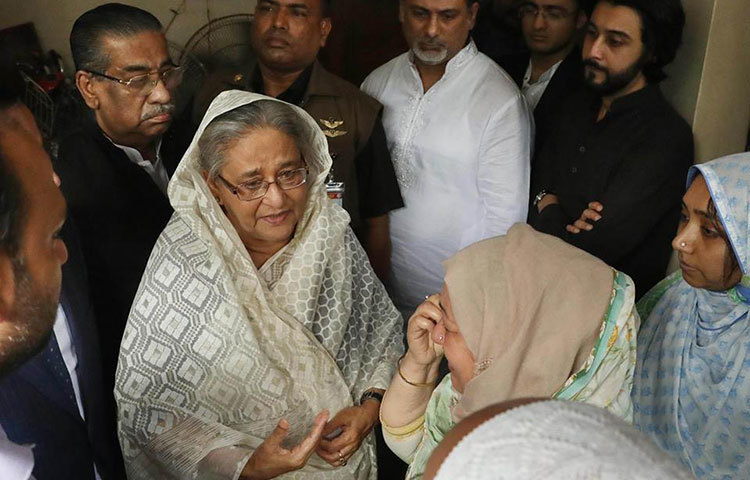 জায়ানের পরিবারকে সান্ত্বনা দেন প্রধানমন্ত্রী।
