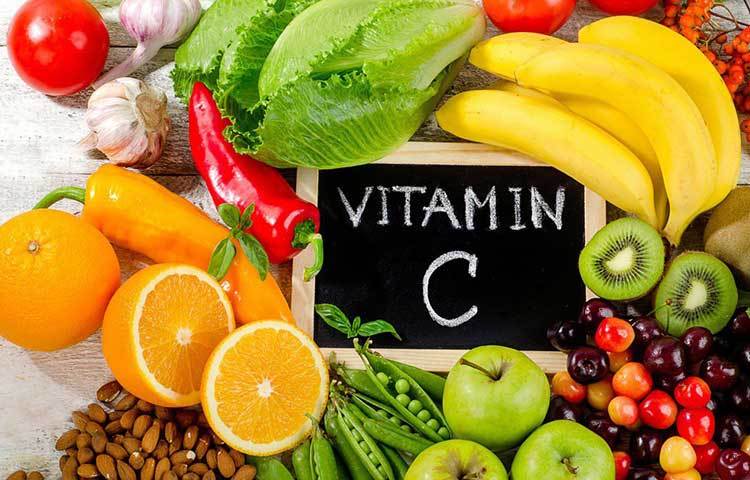 শরীরে ভিটামিন সি-এর কোনো অভাব পড়ছে কি না, সে দিকে খেয়াল রাখুন। হেমোরহ্যাজিক স্ট্রোককে ডেকে আনে এই ভিটামিনের ঘাটতি। পাতে রাখুন ভিটামিন সি সমৃদ্ধ খাবার।
