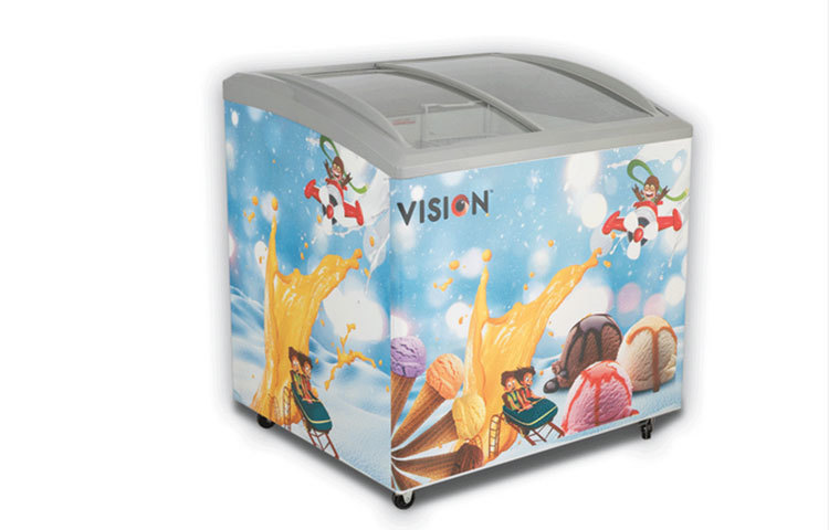 খাবার ঠান্ডা হতে পরিমিত সময় দিন: খুব তাড়াতাড়ি খাবার বা মাছ, মাংস ঠান্ডা করার জন্য যদি আপনি ফ্রিজের ঠান্ডা হবার মাত্রা বাড়িয়ে দিয়ে থাকেন, তবে বোকামি করবেন। এতে ফ্রিজের খুব বেশি শক্তি খরচ করতে হয় যা থেকে আপনার ফ্রিজ নষ্টও হয়ে যেতে পারে। এর চেয়ে বরং জিনিস ঠান্ডা করার জন্য ফ্রিজকে পরিমিত সময় দিন।