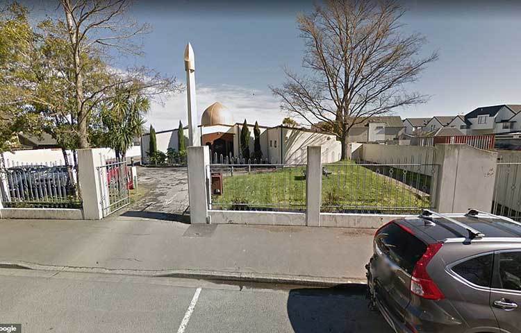 নিউজিল্যান্ডের আল নুর নামের এই সমজিদে হামলা চালানো হয়।