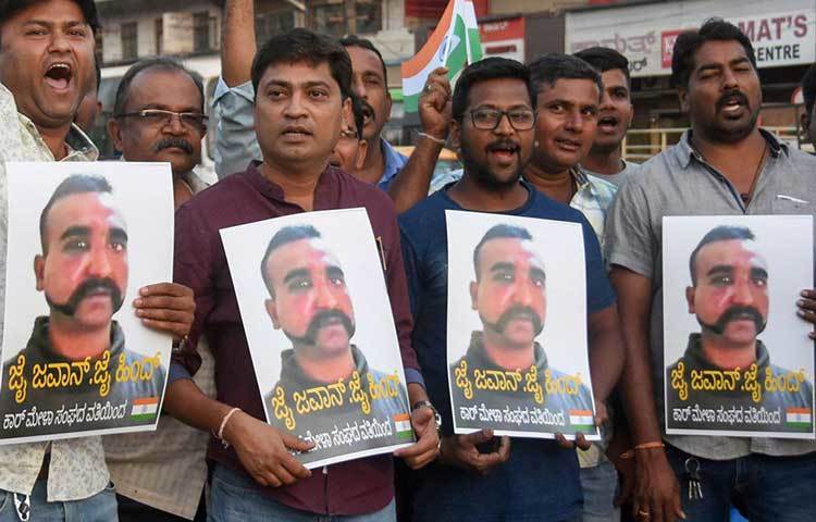 শুরু থেকে গোটা ঘটনার পুঙ্খানুপুঙ্খ বিবরণ দিতে হবে তাকে। পাক সেনার জিজ্ঞাসাবাদে তিনি কোনো গোপন তথ্য ফাঁস করে দিয়েছেন কি না, তার উপরে বিশেষভাবে জোর দেবেন গোয়েন্দারা।