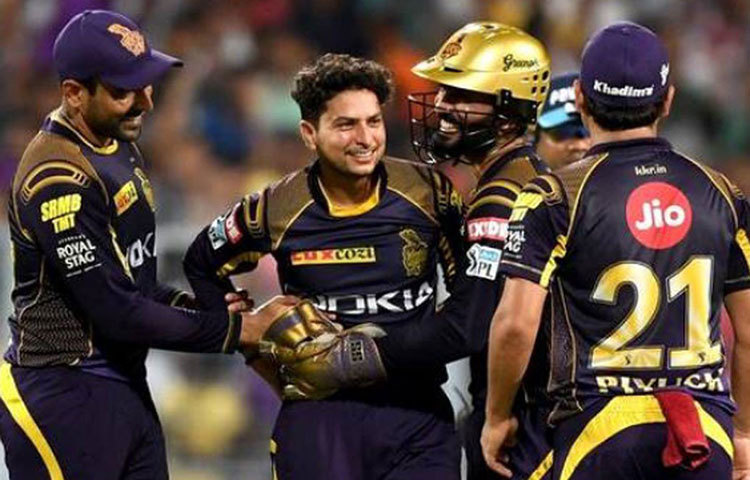 ২১ এপ্রিল সানরাইজার্স হায়দরাবাদ এবং কলকাতা নাইট রাইডার্সের খেলা। খেলা হবে হায়দরাবাদে। রাজীব গান্ধী আন্তর্জাতিক ক্রিকেট স্টেডিয়ামে বিকেল ৪টে থেকে।