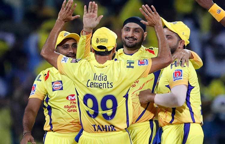 দশ নম্বরে নামতে পারেন হরভজন সিংহ। ভাজ্জি দুরন্ত খেলেছেন গত ম্যাচগুলিতে। তার অভিজ্ঞতা দলের সম্পদ।