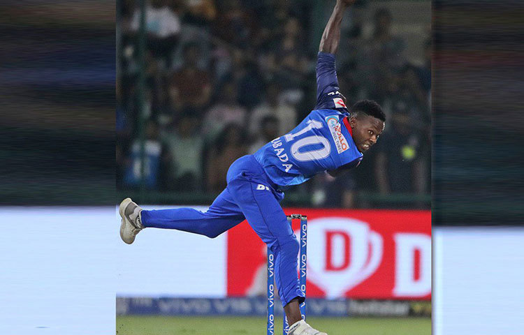 সুপার ওভারে শুধু নয়, গোটা ম্যাচে চমকে দিয়েছেন প্রোটিয়া পেসার কাগিসো রাবাডা। গত ম্যাচে জয়ের নায়কও তিনিই।